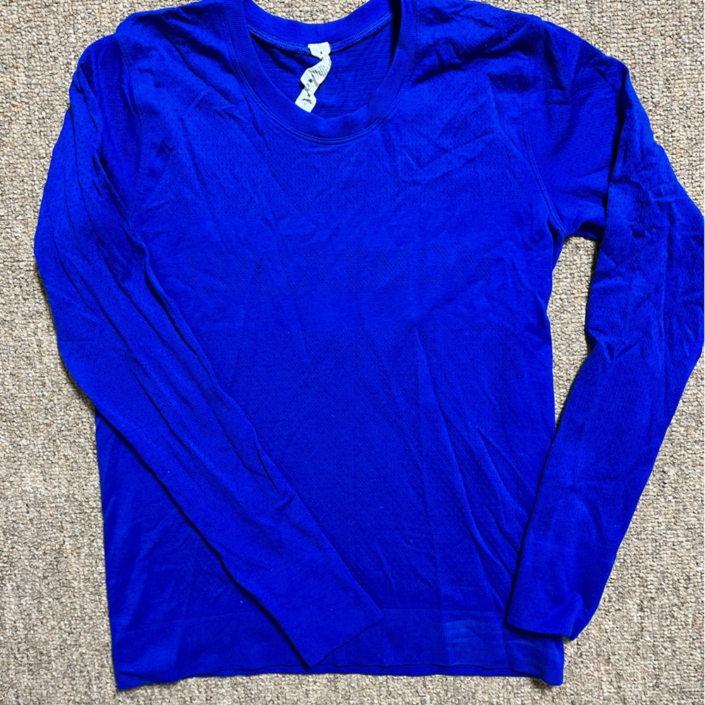 lululemon long sleeve workout top